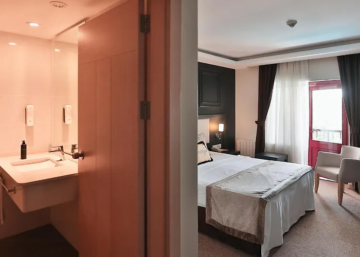 Bonjur Thermal & Wellness Club فندق أنقرة