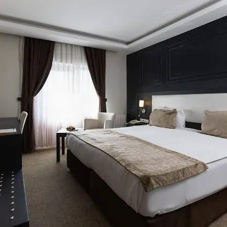 Bonjur Thermal & Wellness Club